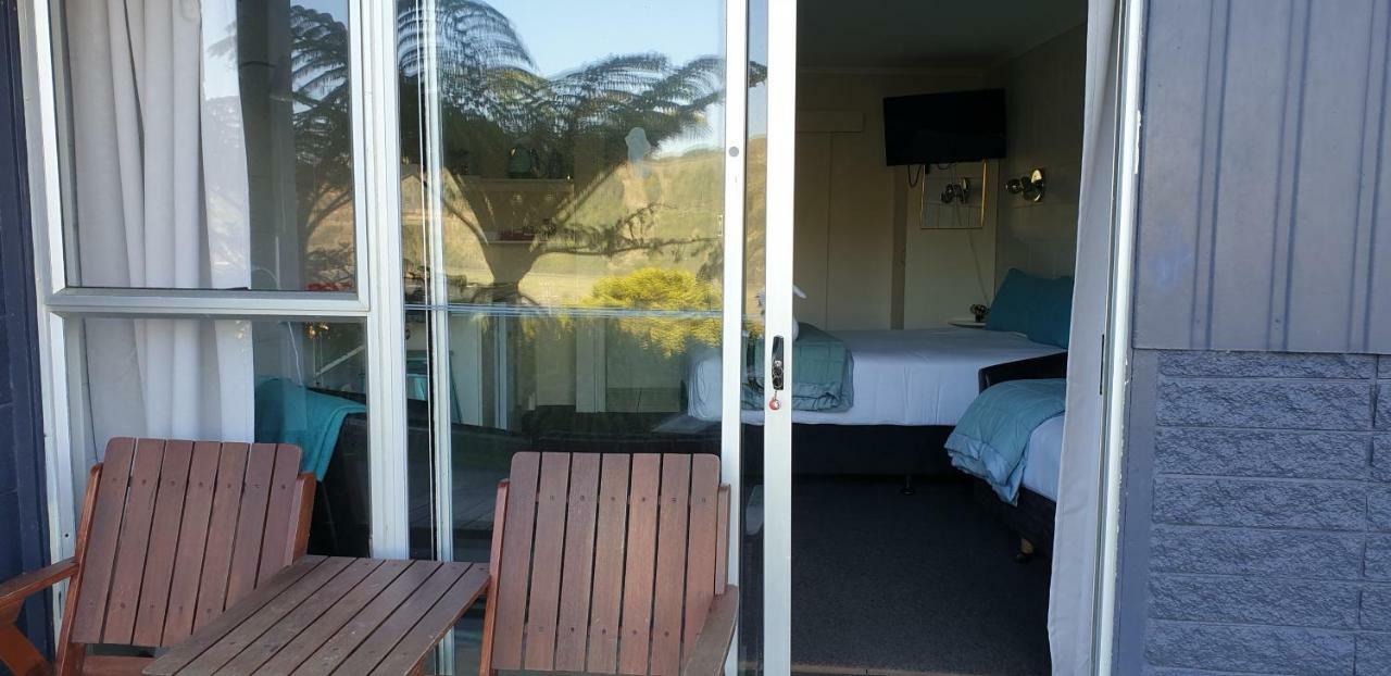 Mokau Motels エクステリア 写真